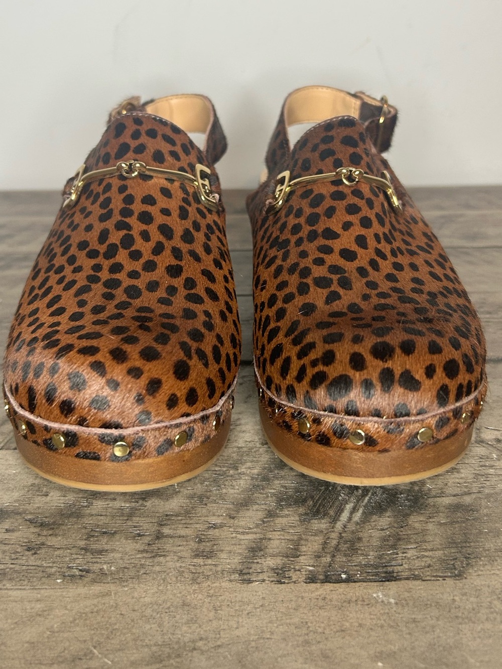 Sam Edelman Hilda Leopard Print Slingback Clog with Studded Wood Heel - Picture 2 of 7